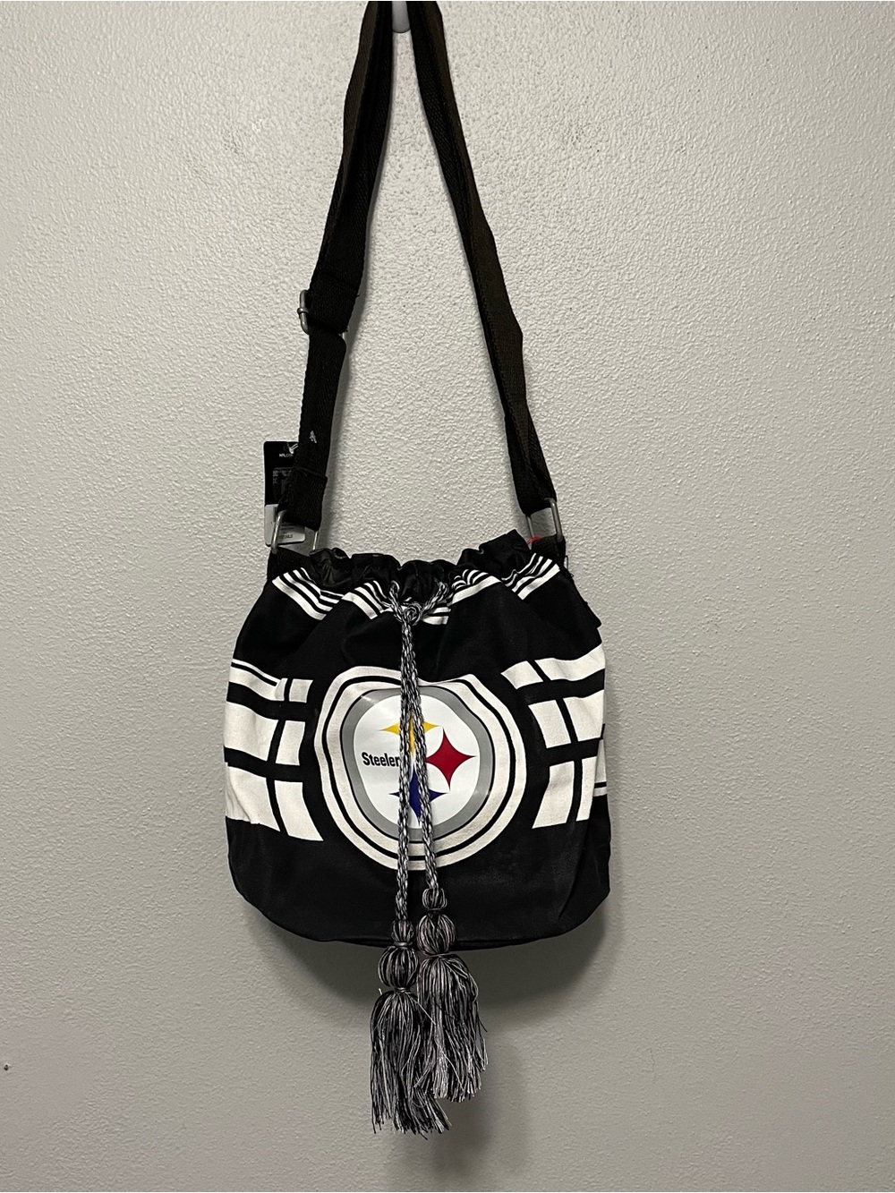 NFL Pittsburgh Steelers Cinch Top Bucket Bag Black White Football Womens
